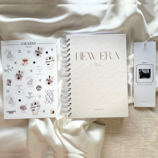 Pack complet – New Era Planner, Stickers & Marque-Page Inara